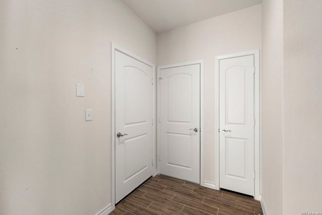 13215 Triple X, San Antonio, TX 78253