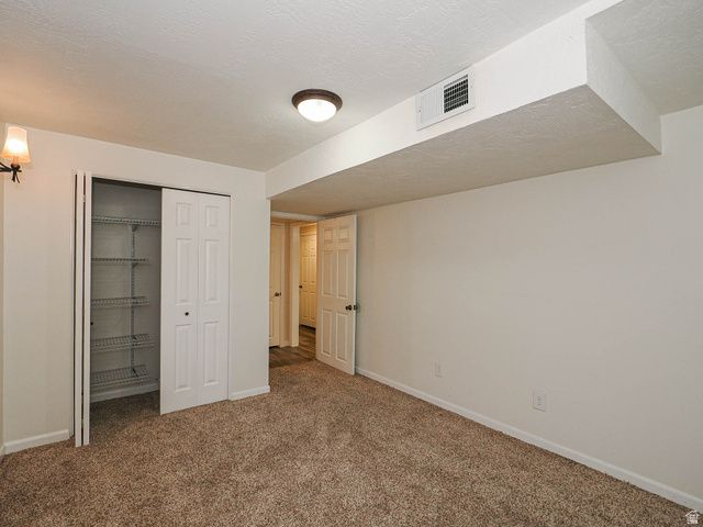 960 E NORTH FORK CIR, Sandy, UT 84094