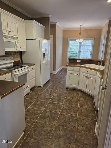 109 Peppertree, Mebane, NC 27302