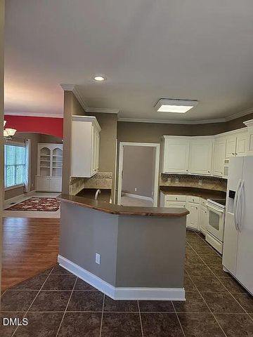 109 Peppertree, Mebane, NC 27302