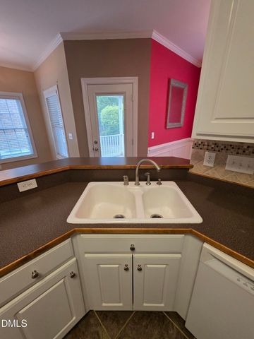 109 Peppertree, Mebane, NC 27302