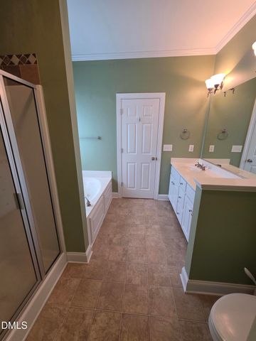 109 Peppertree, Mebane, NC 27302