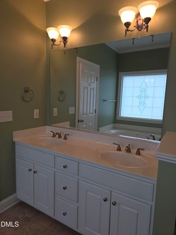 109 Peppertree, Mebane, NC 27302