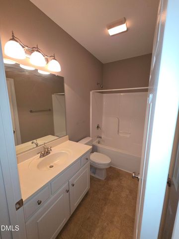 109 Peppertree, Mebane, NC 27302
