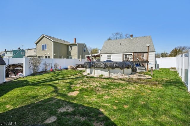 23 Smith Ave, Wanaque Boro, NJ 07420