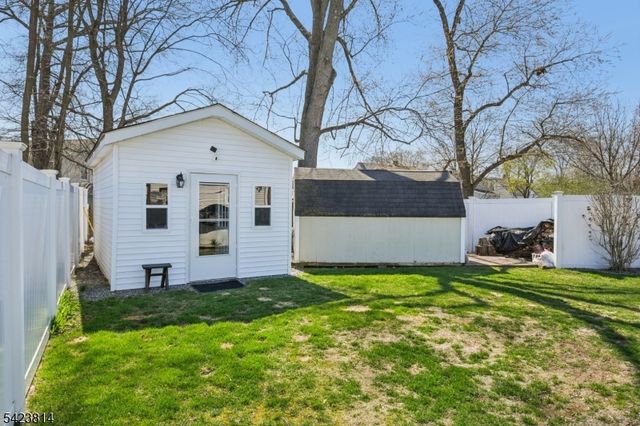 23 Smith Ave, Wanaque Boro, NJ 07420