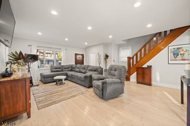 171 Oak Ridge Ave, Nutley Twp., NJ 07110