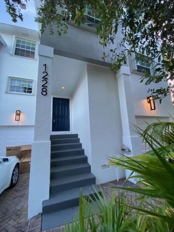 1228 W Las Olas Boulevard 1228, Fort Lauderdale, FL 33312
