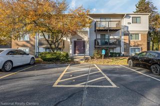 30022 W 12 Mile Road 9, Farmington Hills, MI 48334