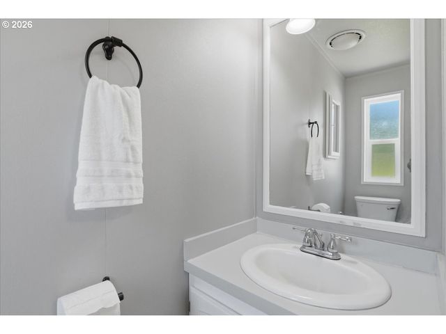 21201 Ne 58TH St 49, Vancouver, WA 98682