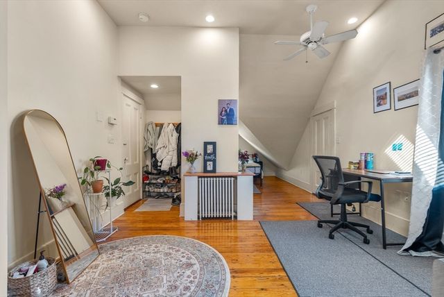 8 Franklin St, Somerville, MA 02145