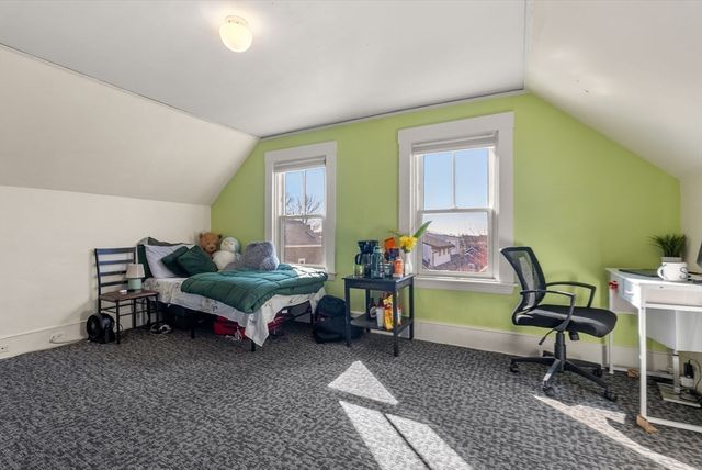 8 Franklin St, Somerville, MA 02145
