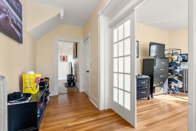 8 Franklin St, Somerville, MA 02145