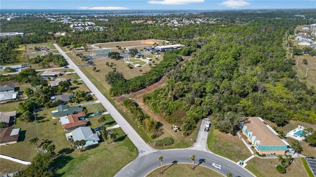 3596 Cape Haze DR, Rotonda West, FL 33947