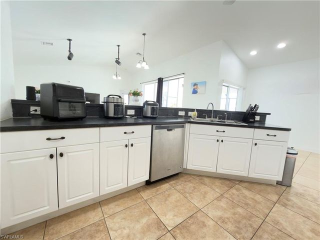 1208 NW 15th AVE, Cape Coral, FL 33993