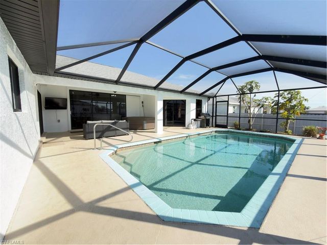 1208 NW 15th AVE, Cape Coral, FL 33993