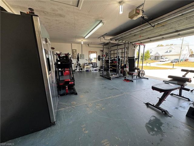 1208 NW 15th AVE, Cape Coral, FL 33993