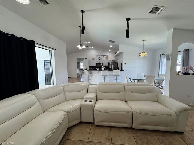 1208 NW 15th AVE, Cape Coral, FL 33993