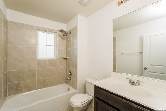 14251 Geyserite Ave, San Antonio, TX 78253