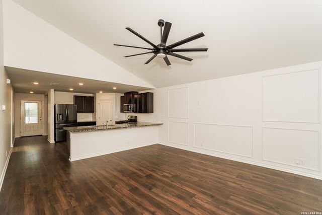 14251 Geyserite Ave, San Antonio, TX 78253