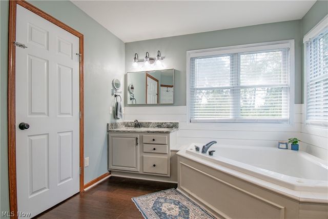 1387 Pendleton Avenue, Louisville, OH 44641
