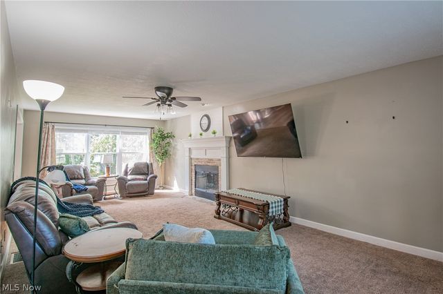 1387 Pendleton Avenue, Louisville, OH 44641