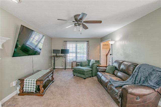 1387 Pendleton Avenue, Louisville, OH 44641