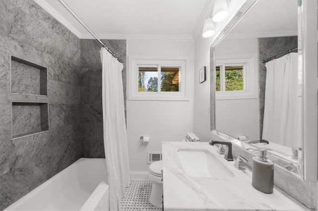 3158 Robin Road, Decatur, GA 30032