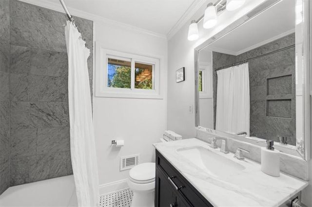 3158 Robin Road, Decatur, GA 30032