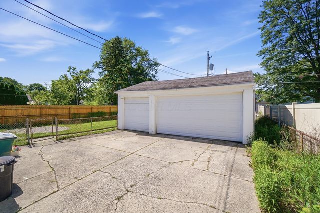 2093 Tupsfield Road, Columbus, OH 43229