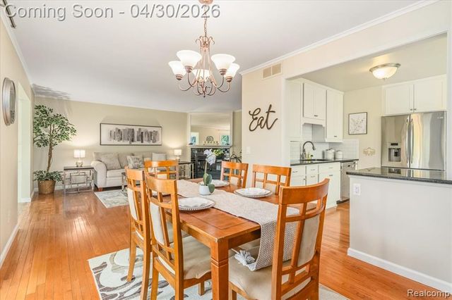48132 Colony Farm Circle, Plymouth, MI 48170