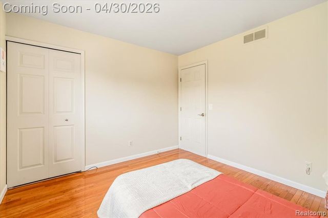 48132 Colony Farm Circle, Plymouth, MI 48170