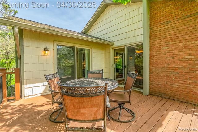 48132 Colony Farm Circle, Plymouth, MI 48170