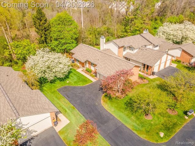 48132 Colony Farm Circle, Plymouth, MI 48170