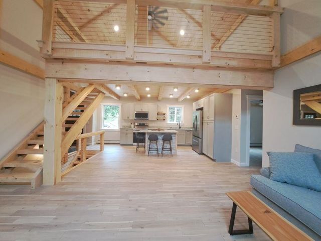 93 Waterthorn Road, Thornton, NH 03285