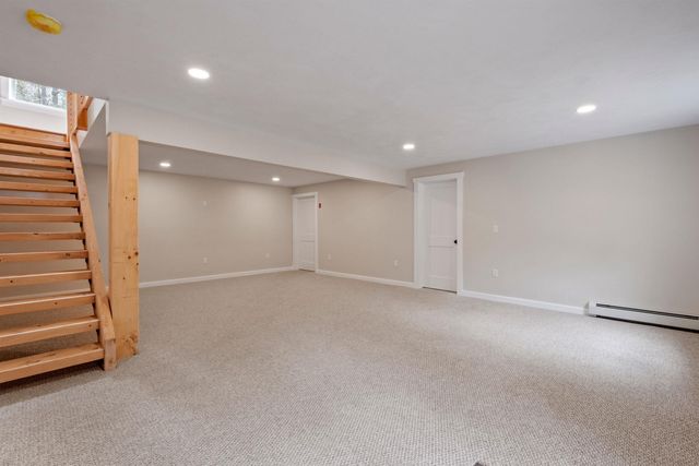93 Waterthorn Road, Thornton, NH 03285