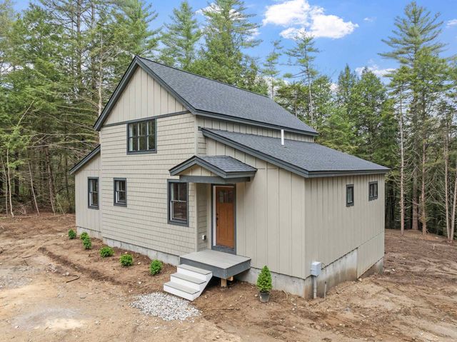 93 Waterthorn Road, Thornton, NH 03285