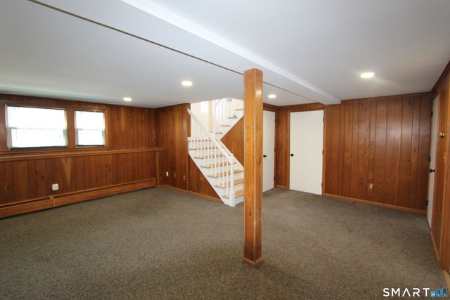 32 Lexington Circle, Newington, CT 06111