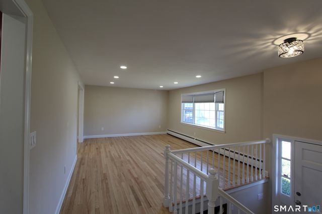 32 Lexington Circle, Newington, CT 06111