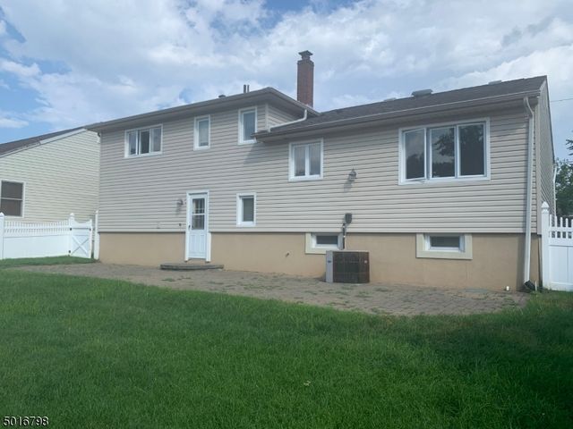 80 Kensington Ave, Clifton City, NJ 07014