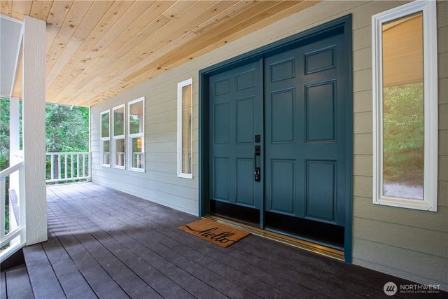 9008 Dana Drive NW, Gig Harbor, WA 98332