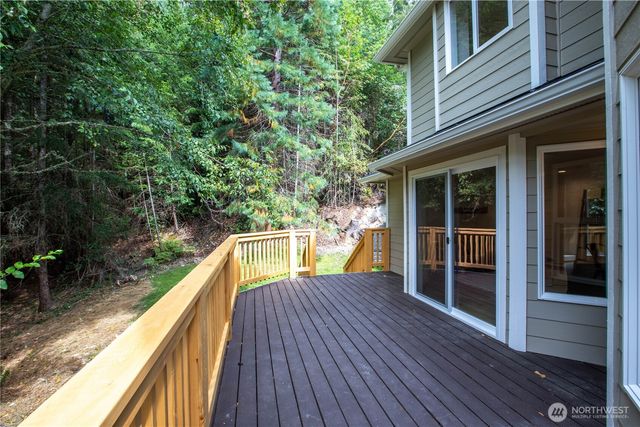 9008 Dana Drive NW, Gig Harbor, WA 98332