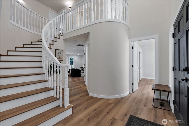 9008 Dana Drive NW, Gig Harbor, WA 98332