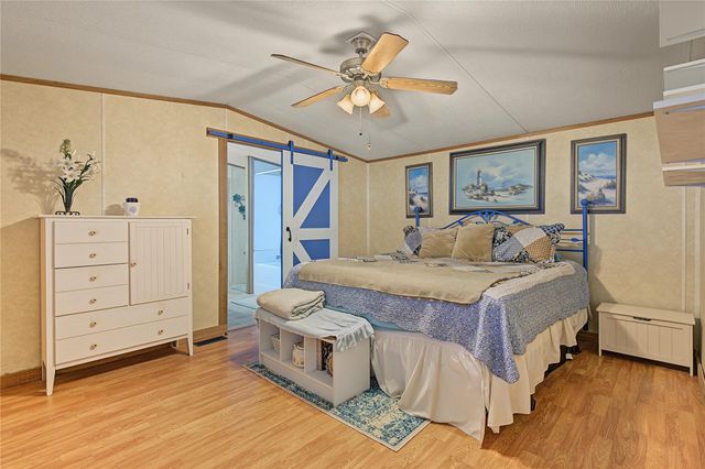 26 Spring Creek Circle A, Huntsville, TX 77320