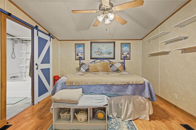 26 Spring Creek Circle A, Huntsville, TX 77320