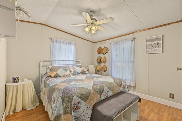 26 Spring Creek Circle A, Huntsville, TX 77320