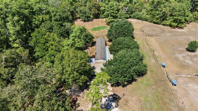 26 Spring Creek Circle A, Huntsville, TX 77320