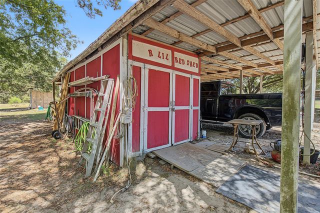 26 Spring Creek Circle A, Huntsville, TX 77320