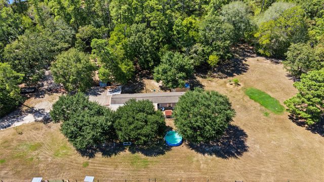 26 Spring Creek Circle A, Huntsville, TX 77320