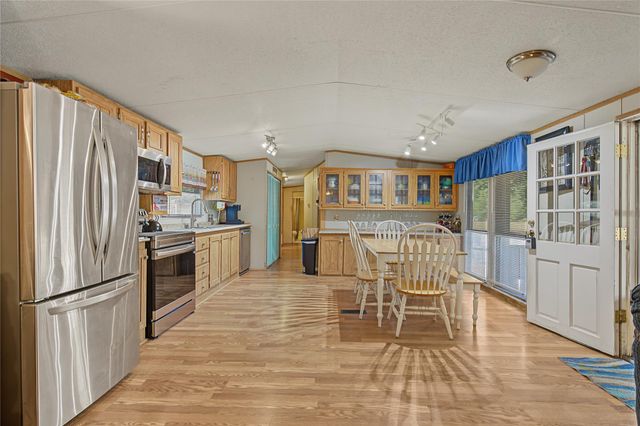 26 Spring Creek Circle A, Huntsville, TX 77320
